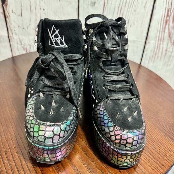 DOLLS Kill X YRU Qozmo Lo Alien Iridescent Reptile Embossed Platforms 4US 35 Eu - Picture 7 of 17